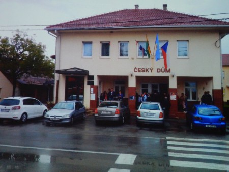 Beseda s Petrem Slintákem